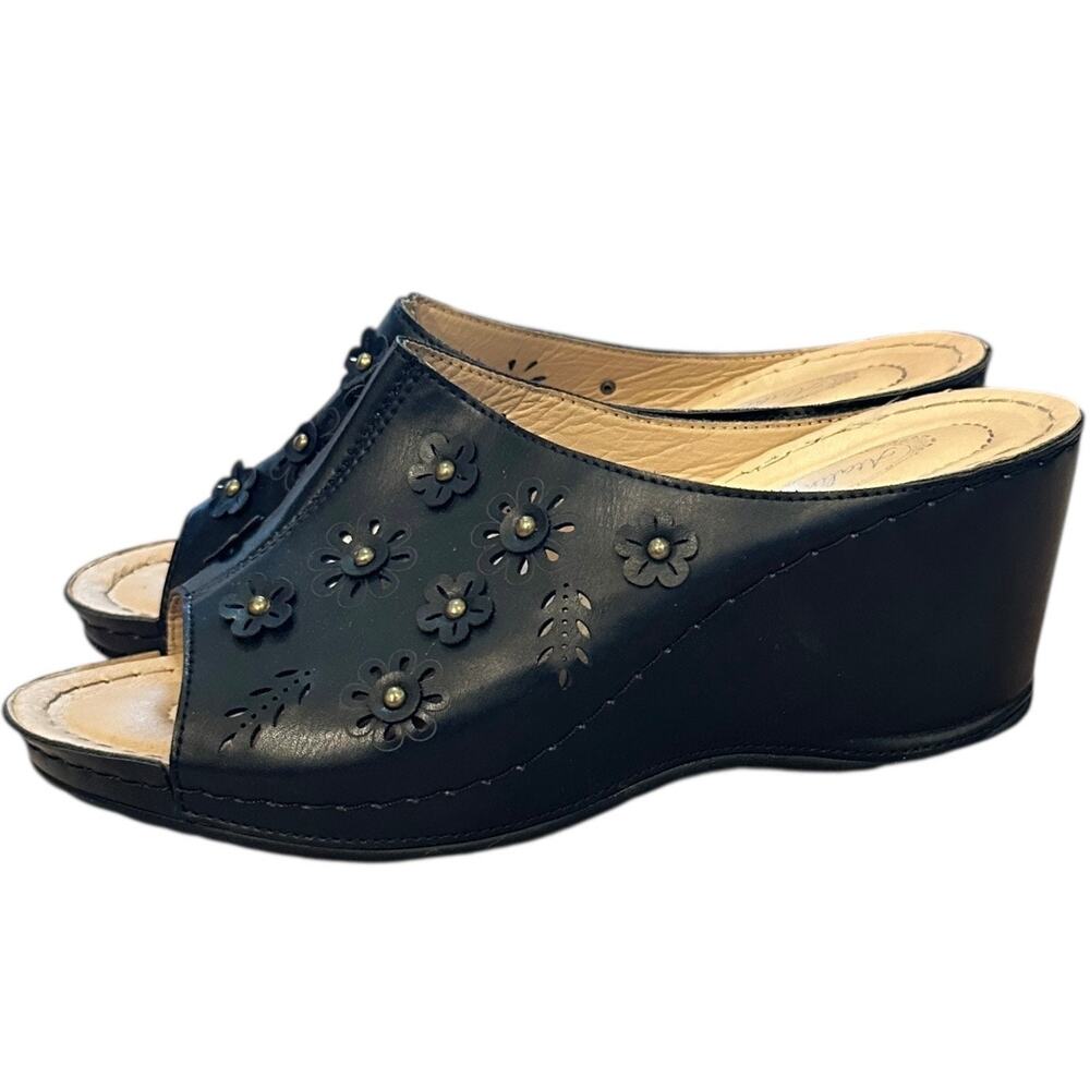Atalina Black Leather‎ Floral Appliqué Platform Wedge Sandals Boho Mod Cottage